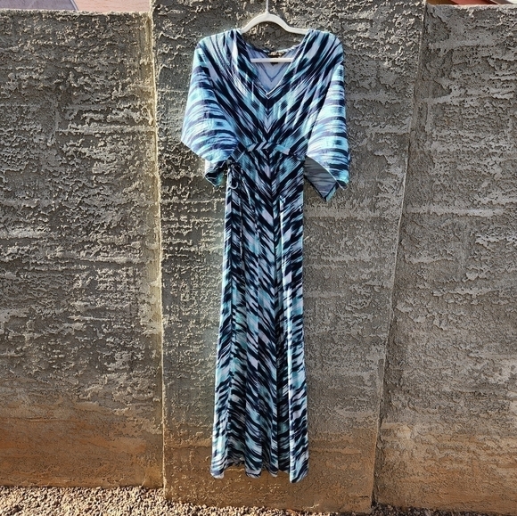 TOMMY BAHAMA‎ DRESS - Picture 9 of 12